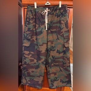 Reason Camouflage Adjustable Wide Leg Jogger Pants NWT size Large